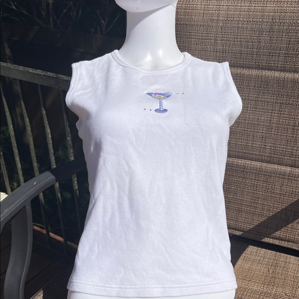 White Sleeveless Top with Embroidered Design. Lasolas. 
Size S.